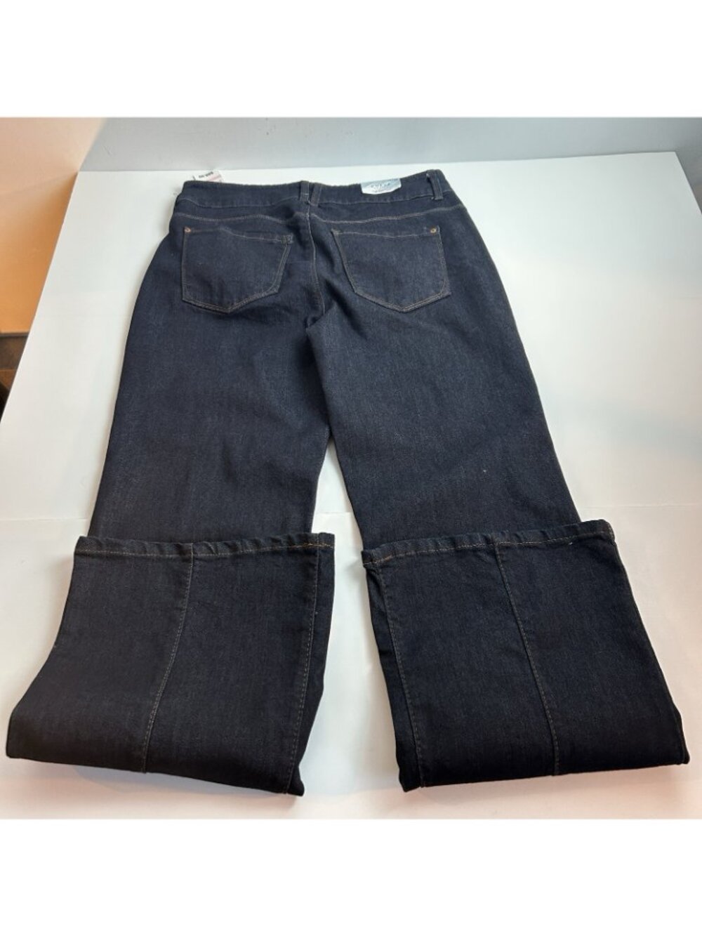 NWT CURVE APPEAL  Size 10/30 High Rise Flare Dark Blue Stretch Jeans Color Rinse - Picture 3 of 12